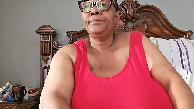 SEXYBOOBSNASS online show from October 30, 5:10 am