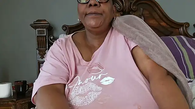 SEXYBOOBSNASS online show from November 5, 5:12 am