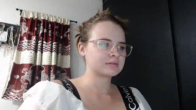 HellenMiyer1111 online show from September 12, 7:32 pm