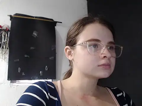 HellenMiyer1111 online show from December 5, 5:47 pm