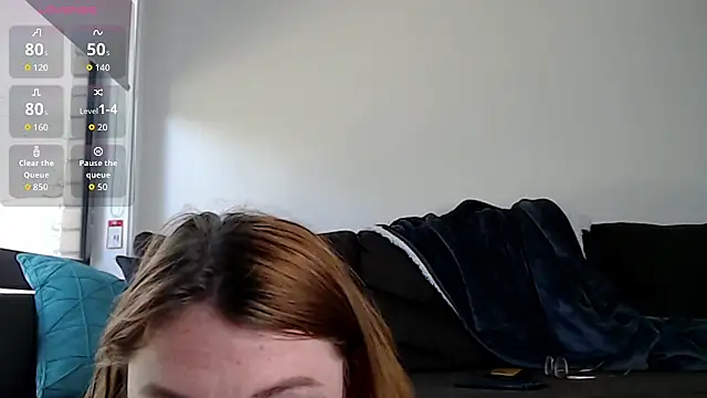 Demure Whore online show from October 3, 3:55 am