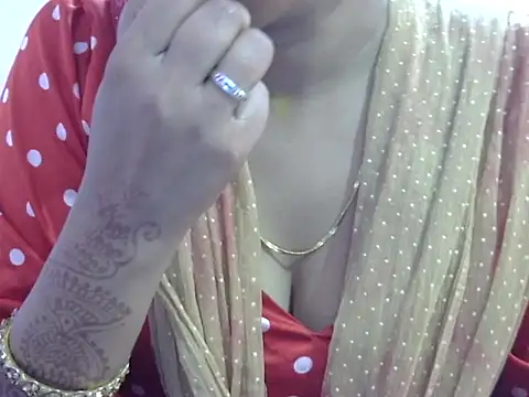 Your wild Dia online show from October 18, 5:54 am