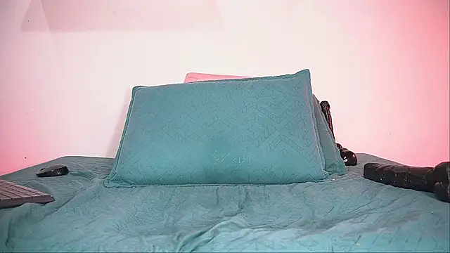 alexaa walker online show from October 11, 1:25 pm