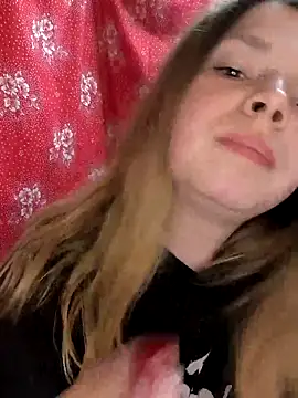 Zuli Kiska online show from April 23, 7:27 pm