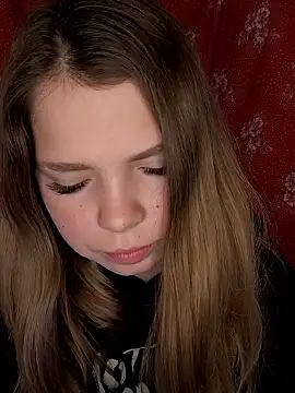 Zuli Kiska online show from December 19, 8:12 pm