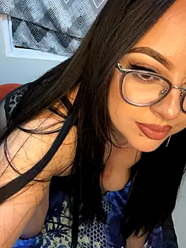 MileyGia online show from October 18, 3:20 am