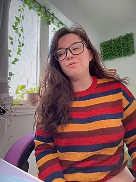 JennKenobi online show from March 2, 3:08 pm