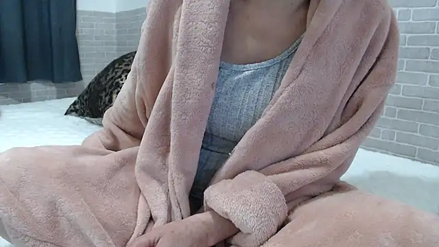 sweet luana online show from September 14, 8:12 am