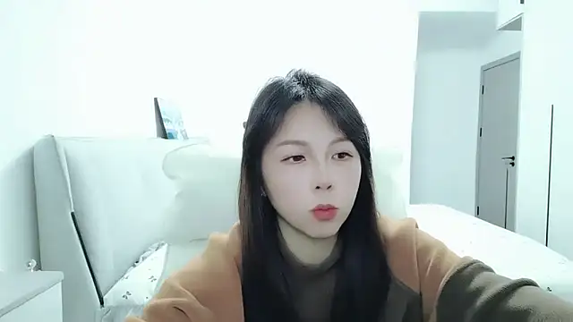 Sunset glow online show from March 4, 1:17 pm