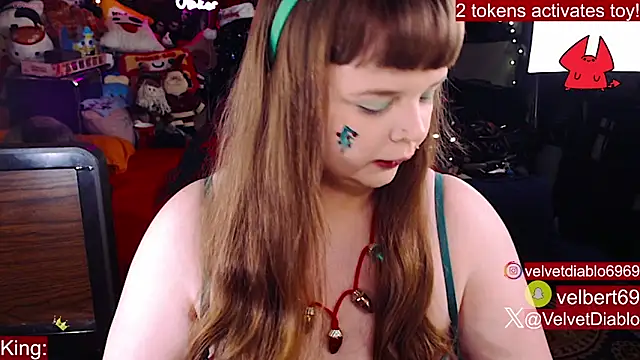 VelvetDiablo online show from December 16, 1:22 am