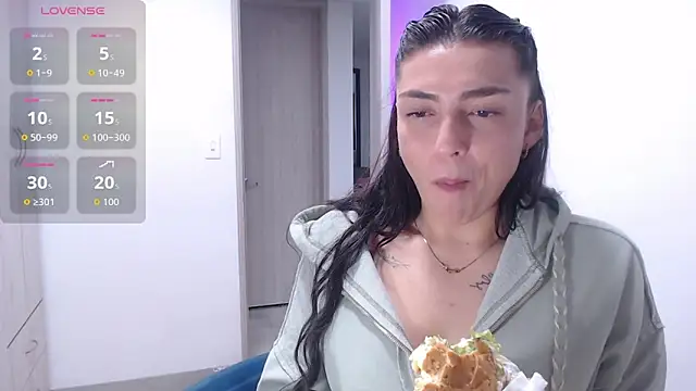 EricaVanderhill online show from October 22, 12:59 am