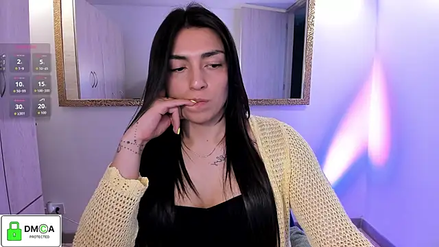 EricaVanderhill online show from November 23, 10:33 pm