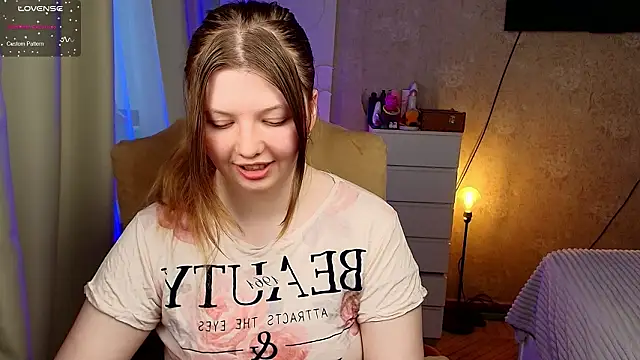 Vivian cutie online show from March 26, 3:36 pm