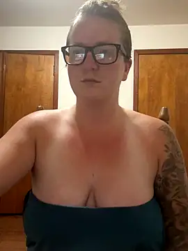 Lizzyloo online show from September 27, 2:41 am