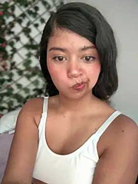 Peach Girll online show from July 22, 5:36 pm