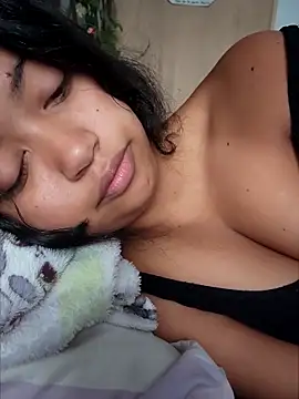 Peach Girll online show from November 5, 12:10 pm