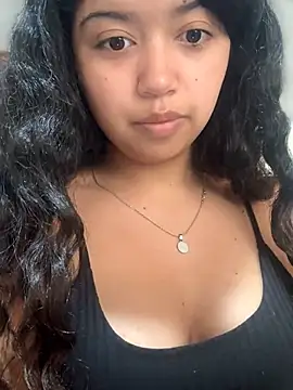Peach Girll online show from June 16, 6:31 pm