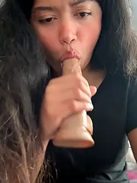 Peach Girll online show from July 17, 7:17 pm