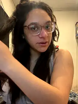 Ninnfa online show from November 4, 4:56 pm