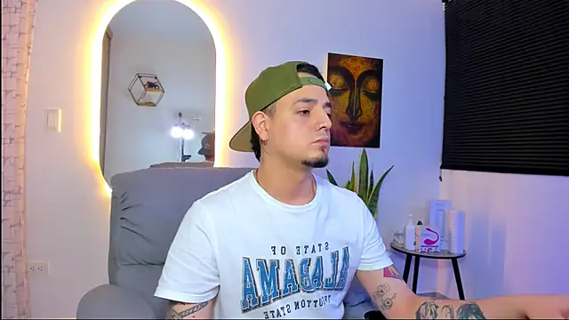 alejandro calderon1 online show from January 18, 5:48 am