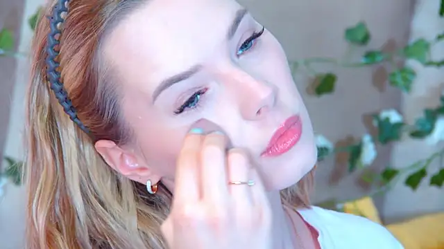 GentleRossi online show from April 22, 3:20 pm