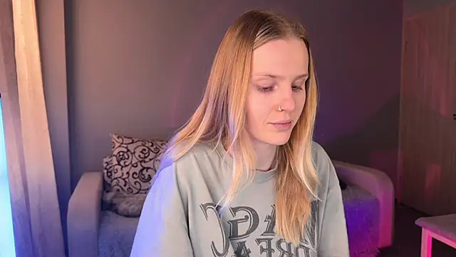 Chanel Gill online show from September 27, 6:31 am