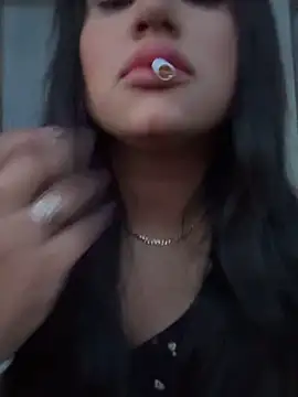 MeghanXO online show from October 18, 10:44 pm