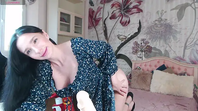 AliciaBow online show from September 21, 2:16 pm