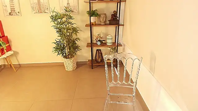 Sassy--Girl online show from January 7, 6:44 pm