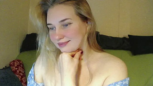 mmmPinUpGirl online show from November 16, 7:36 pm