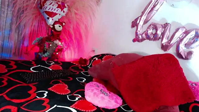 gatuwildhott online show from February 13, 3:30 am