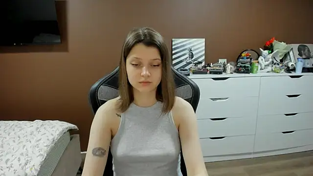 SoniNesti online show from March 31, 3:12 pm