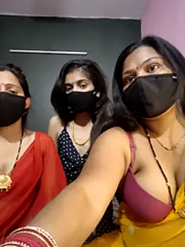 cutee  crazy online show from February 26, 2:27 pm