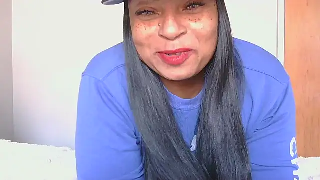 MSweetLindaParks online show from October 2, 5:29 pm