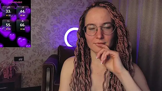 AgnesGraham online show from December 17, 11:53 pm