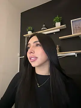 isabella jade online show from February 19, 10:30 pm