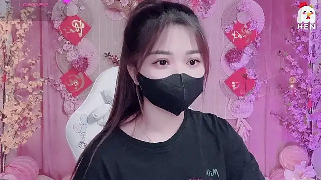 hen237 online show from February 14, 7:05 pm