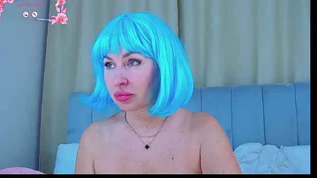 Barbie Blond  online show from September 27, 6:09 am