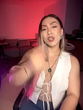 Im sophiie online show from May 29, 7:17 am