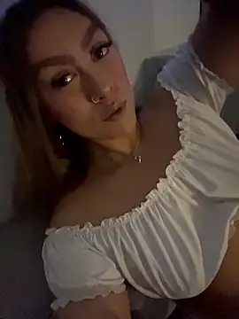 Im sophiie online show from April 11, 7:03 am