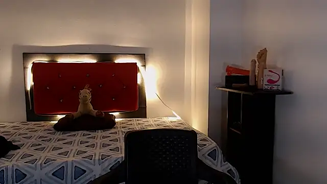 sofiaxdollxxx online show from October 4, 2:43 pm