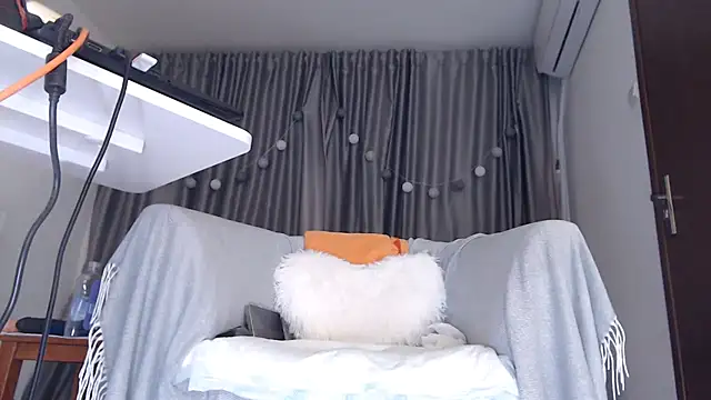 Babe Licious online show from October 9, 8:02 pm