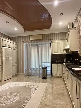 Amazoniiaa online show from December 2, 10:16 am