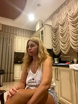 Amazoniiaa online show from September 15, 4:58 pm