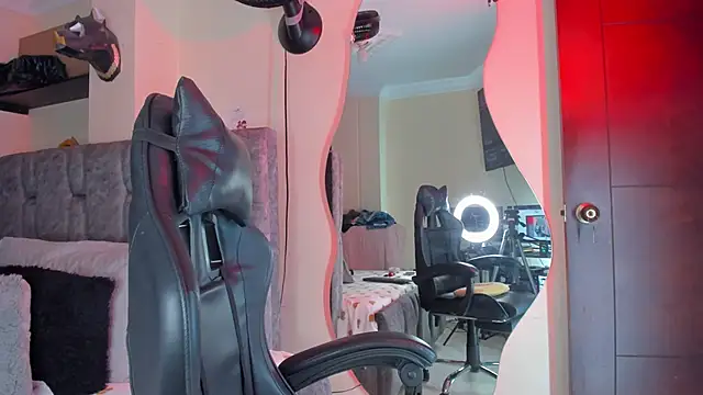 danielasexya1 online show from November 16, 9:15 pm