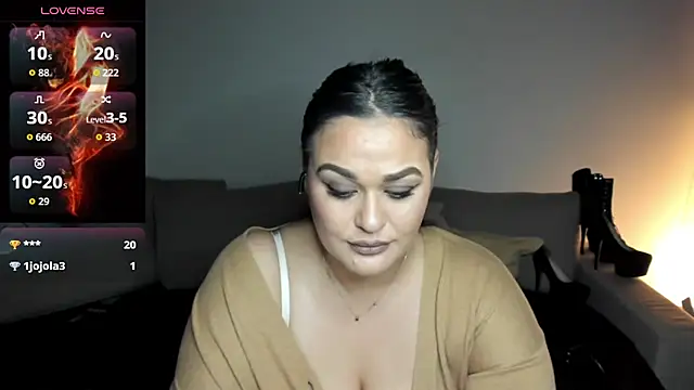 Laura sinner online show from September 29, 5:40 pm