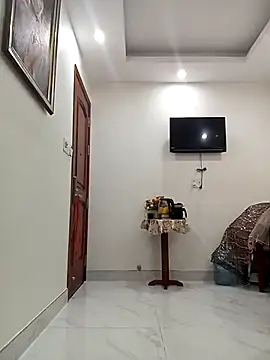 Eliza Wendy online show from October 16, 4:15 am