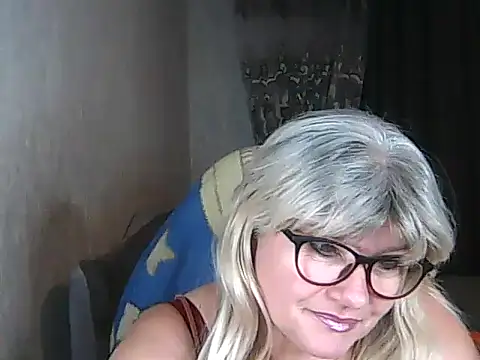 Diana 49 online show from November 6, 6:47 pm