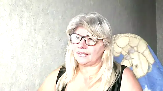 Diana 49 online show from December 3, 10:56 pm