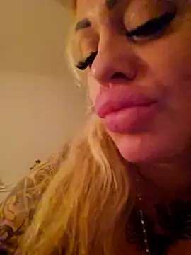 Lorelay369 online show from November 6, 10:59 pm